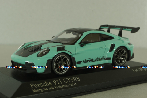 Porsche 911 (992) GT3 RS 2023 Weissach Package, Mint Green, 410062109, Minichamps 1:43