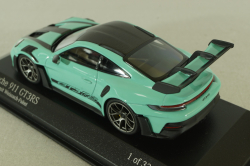 Porsche 911 (992) GT3 RS 2023 Weissach Package, Mint Green, 410062109, Minichamps 1:43