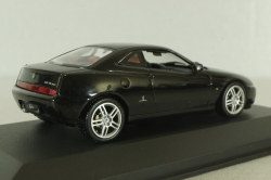 Alfa Romeo GTV Coupe 2003 black, 400120300, Minichamps 1:43