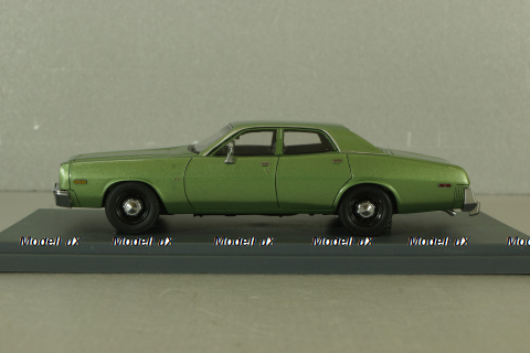 Dodge Monaco, green, 43510, American Exellence 1:43