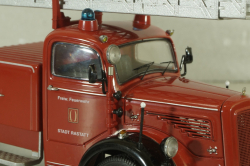 Mercedes L 6600  fire ladder 1951, blue,  03091, Schuco 1:43