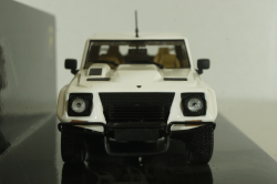 Lamborghini LM002 1984, white, 436103375, Minichamps 1:43