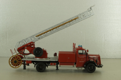 Mercedes L 6600  fire ladder 1951, blue,  03091, Schuco 1:43