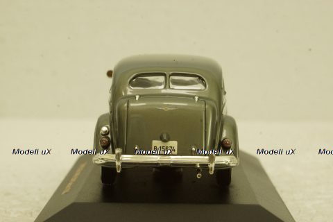 Chrysler Airflow sedan 1936 grey, MUS033, IXO Museum 1:43