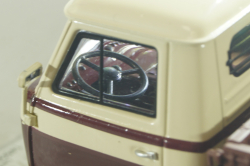 Уаз-450Д, бортовой, бежево-бордовый, 1958г., 145002, DiP Models 1:43