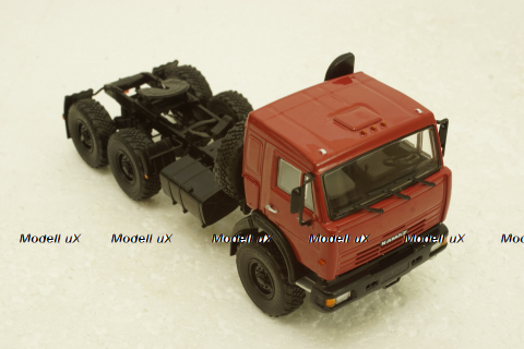 Камаз-44108 6х6 тягач, червоний, АвтоИстория 1:43