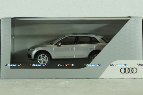 Audi Q5 2017, silver, IScale 1:43