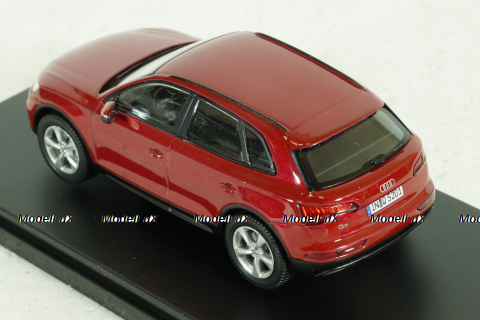 Audi Q5 2017, red, IScale 1:43