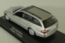 Mercedes E 320 T-Modell (S211) 2003, silver, B66961963, Minichamps 1:43