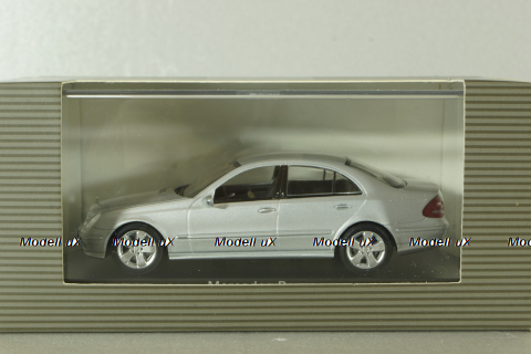 Mercedes E 320 (W211) 2002, silver, B66961948, Minichamps 1:43