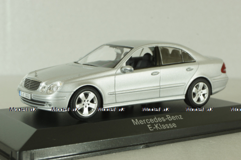 Mercedes E 320 (W211) 2002, silver, B66961948, Minichamps 1:43