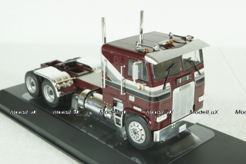 Freightliner FLA 1993 Dark Red, TR047, IXO 1:43
