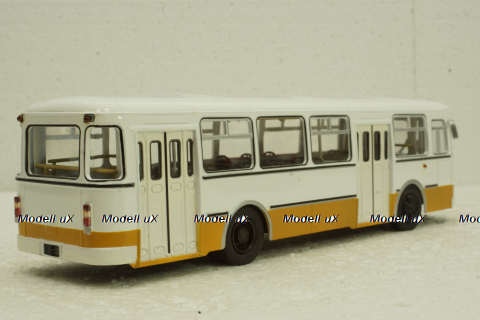 Лиаз-677М, белый/охра, Советский Автобус 1:43