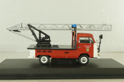 Volkswagen T2a Feuerwehr mit Drehleiter  03341, Schuco 1:43