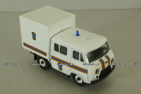 Уаз-3962, МЧС, пластик, Агат 1:43