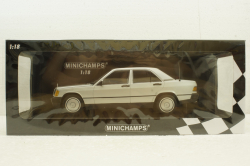 Mercedes 190E (W201) 1982 Silver, 155037004, Minichamps 1:18