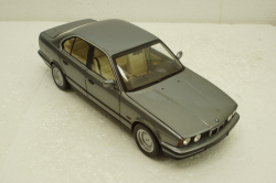 BMW 535I (E34) 1988, 100024008, Minichamps 1:18