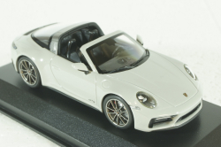Porsche 911 (992) Targa 4 GTS 2022 Chalk, 410061061, Minichamps 1:43