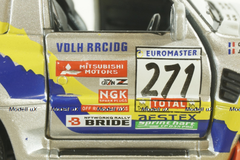 Mitsubishi Pajero Rally Dakar,  Cararama 1:43