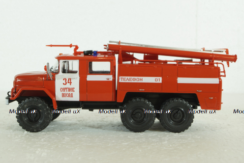 АЦ-40(131) Зил-131 Легендарные Грузовики СССР №1, 1:43