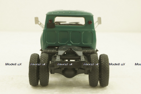 Зил-130В1 тягач, зеленый, АвтоИстория 1:43
