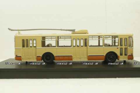 Троллейбус ЗИУ-9 (682Б), SSM 1:43 В Боксе! 