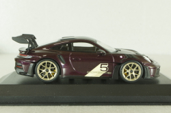 Porsche 911 (992) GT3 RS 2023, purple with gold wheels,410062112, Minichamps 1;43 