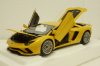 Lamborghini Aventador S 2017 pearl yellow, 79132, AutoArt 1:18