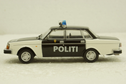 Volvo 244 Полиция Норвегии. Полицейские машины мира №73 Deagostini, 1:43