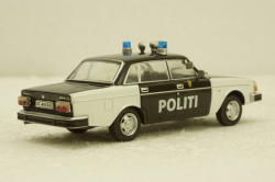 Volvo 244 Полиция Норвегии. Полицейские машины мира №73 Deagostini, 1:43