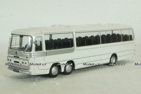 Bedford Val, white,  Kultovni Autobusy Minule Ery 1:72