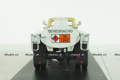 Газ-52 бензовоз, Modellux 1:43