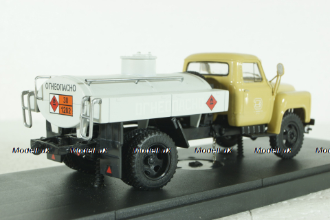 Газ-52 бензовоз, Modellux 1:43