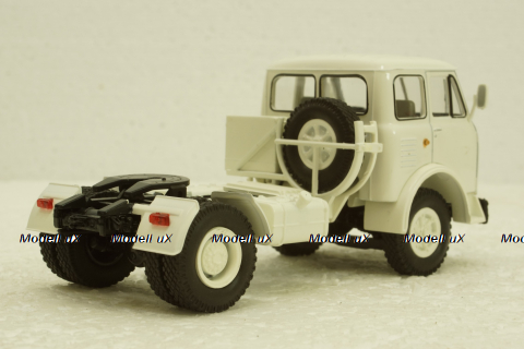 Маз-5429 тягач белый, Н762, Наш Автопром 1:43