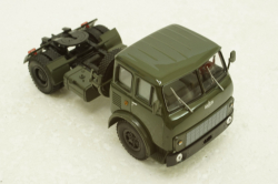 Маз-5429 тягач хаки, Н762, Наш Автопром 1:43