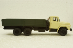 Краз-250 борт бежевый/зеленый 1977, Н204, Наш Автопром 1:43