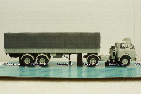 Маз-504В с п/прицепом 5205А Совстрансавто белый, Н789, Наш Автопром 1:43