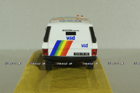 Range Rover Vogue #212 Paris-Dakar 1981 R.METGE - B.GIROUX, Norev 1:43