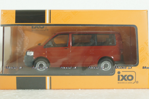 Volkswagen T5 red 2003, CLC564,  IXO 1:43