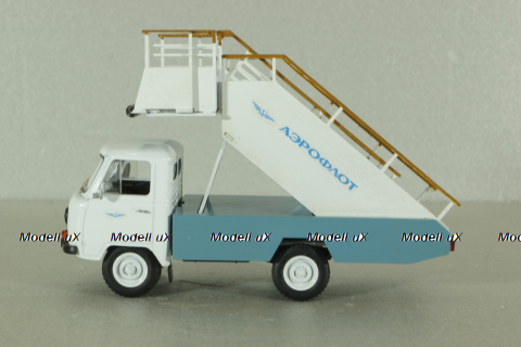 ТПС-22(452) Уаз-452 Трап самолетный Аэрофлот, металл, Ручная работа 1:43