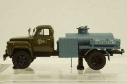 Газ-52 МЗ-3607 Автомобиль-заправщик г. Великие Луки, Агропромстрой 1979 г.,105227, DiP Models, 1:43