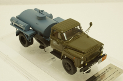 Газ-52 МЗ-3607 Автомобиль-заправщик г. Великие Луки, Агропромстрой 1979 г.,105227, DiP Models, 1:43
