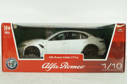 Alfa Romeo Giulia GTAm 2020 trophy white, Bburago 1:18