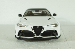 Alfa Romeo Giulia GTAm 2020 trophy white, Bburago 1:18