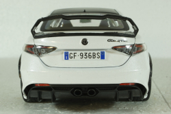 Alfa Romeo Giulia GTAm 2020 trophy white, Bburago 1:18