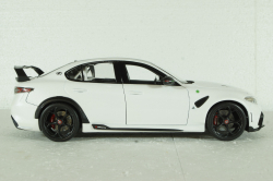 Alfa Romeo Giulia GTAm 2020 trophy white, Bburago 1:18
