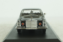 Mercedes 280 SEL 4.5 (W108) 1972  Rocky IV, Rocky IV (1985), 86639, Greenlight 1:43