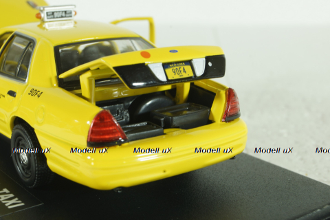 Ford Crown Victoria Taxi 2008 Movie John Wick 2 (2017) yellow, Greenlight 1:43