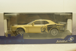 Dodge Challenger R/T Scat Pack Widebody Streetfighter Goldrush 2020, 1805707, Solido 1:18