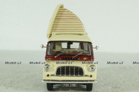 Bedford CA Caravan creme/darkred, Hachette 1:43